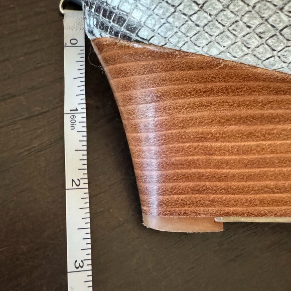 Calvin Klein Yana Wedge Heel Snakeskin print size 8 - Picture 12 of 13